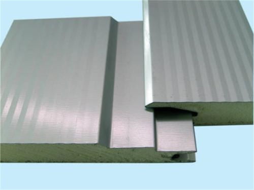 巖棉封邊復(fù)合板 中元恒基建材引領(lǐng)建筑節(jié)能新標(biāo)準(zhǔn)